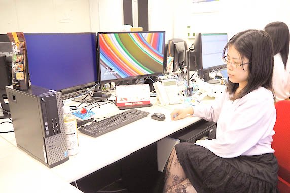 突撃チェック It企業に勤める社員のデスク周りは綺麗ですか Tech Fun株式会社 採用ページ 突撃チェック It企業に勤める社員のデスク周りは綺麗ですか Tech Fun株式会社 採用ページ