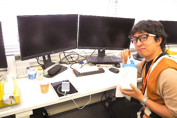 突撃チェック It企業に勤める社員のデスク周りは綺麗ですか Tech Fun株式会社 採用ページ 突撃チェック It企業に勤める社員のデスク周りは綺麗ですか Tech Fun株式会社 採用ページ
